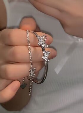 简约款手链女轻奢小众闺蜜手链礼