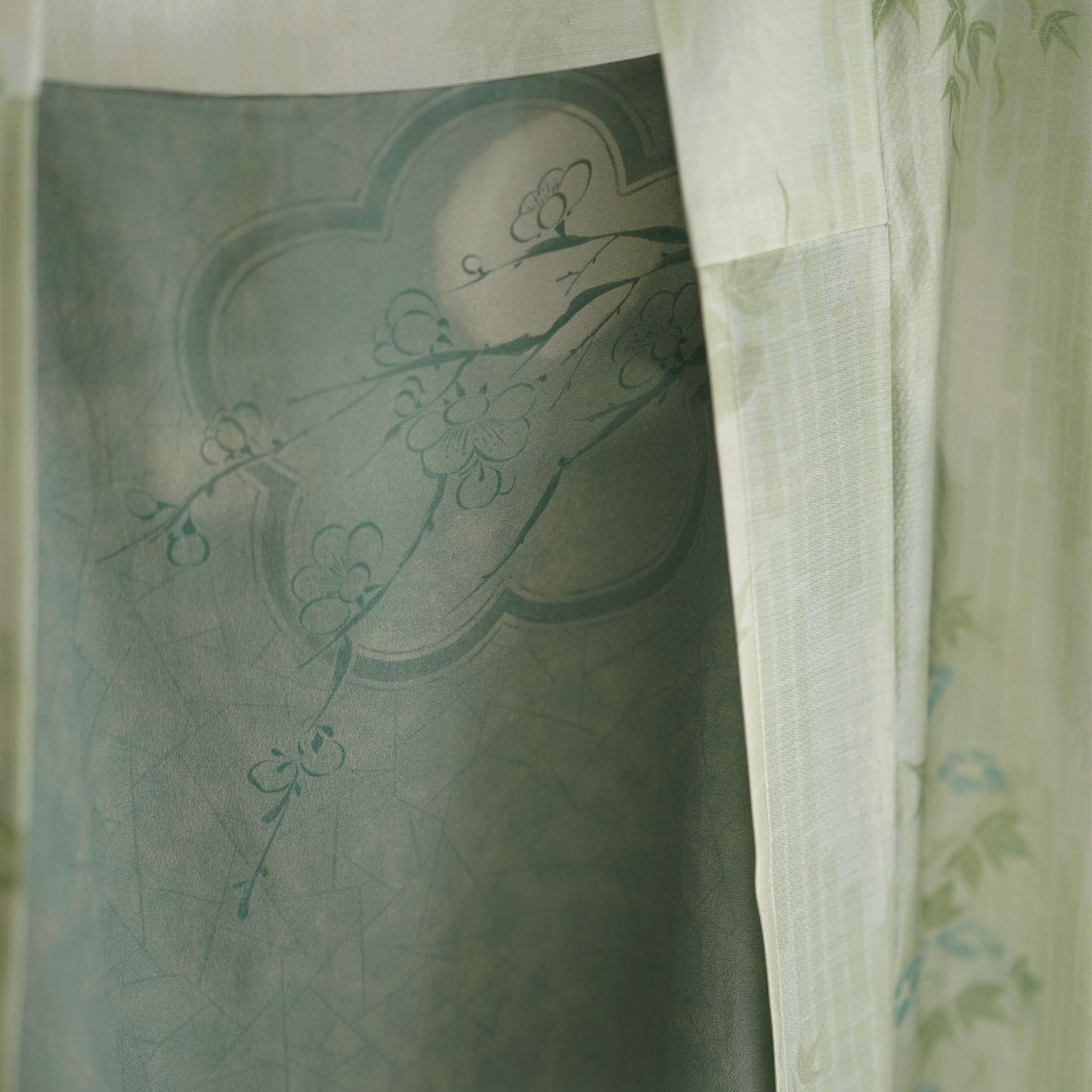 【国丝走秀款】茱萸汉服｜梅窗吊带 春夏真丝印花吊带 汉服内搭 - 实物图