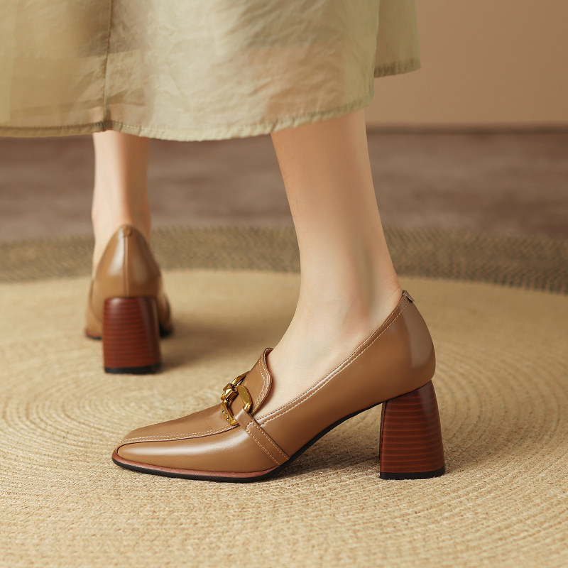 法式复古单鞋女粗跟新款春鞋方头深口高跟鞋真皮英伦风小皮鞋百搭