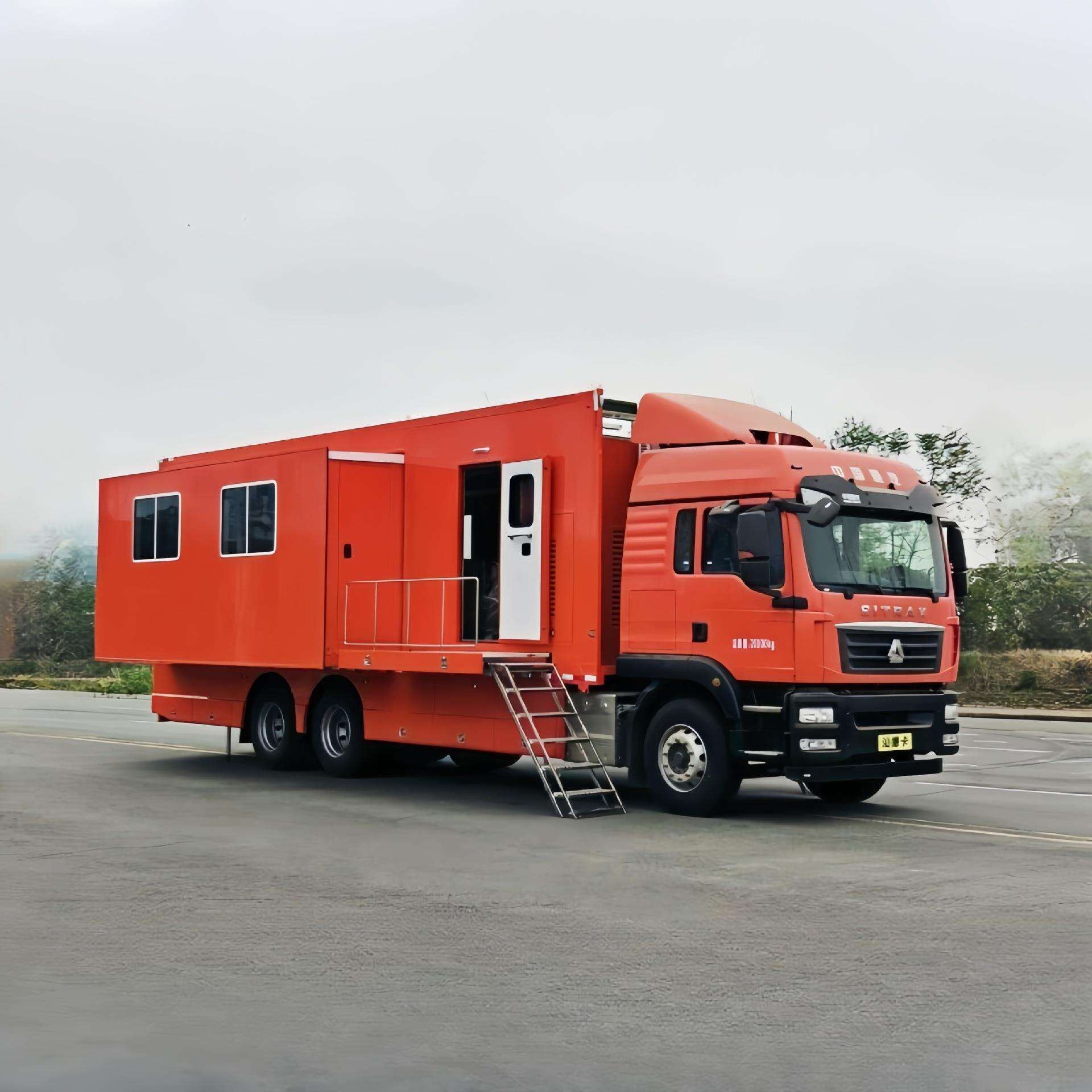 野外露营宿营车 移动宿营车 宿营车和旅居车 带厕所的野外宿营车