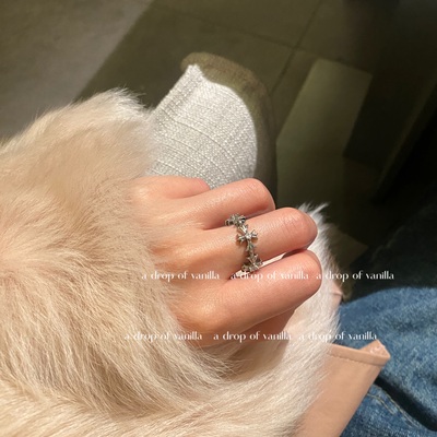 Vanilla男女银甜酷戒指镶钻