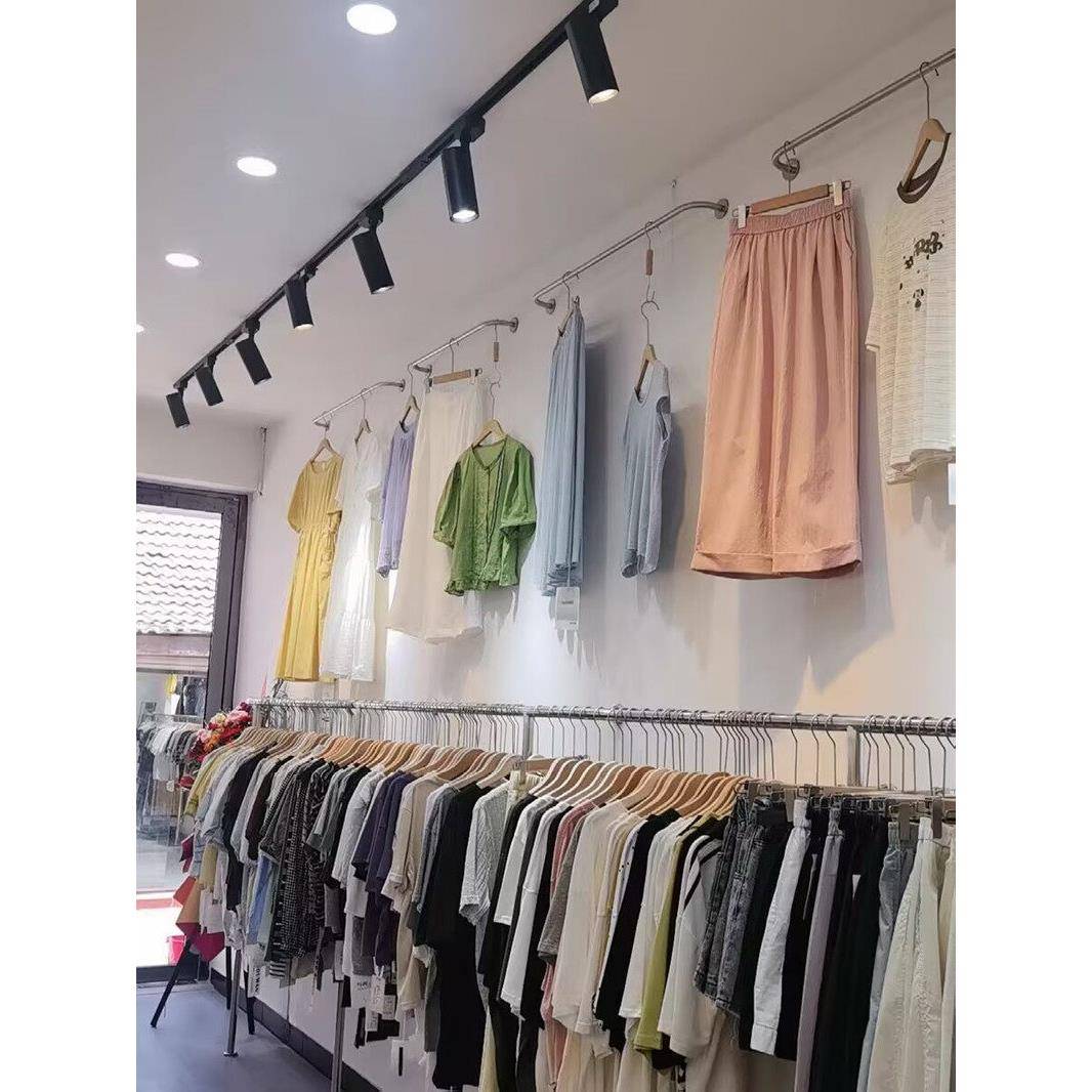 服装店上墙展示架不锈钢正挂衣架套装壁挂墙面衣服横杆墙上挂衣架