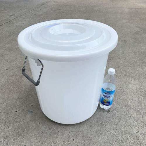 加厚塑料水桶蓝色家用塑料桶小号50L白色圆形塑料水桶 带盖垃圾桶
