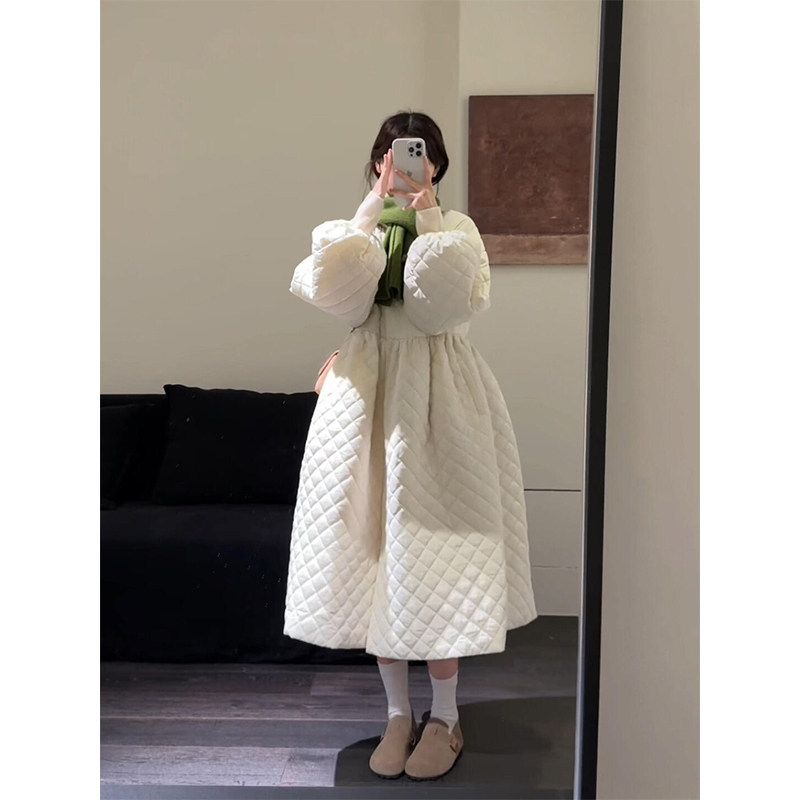 韩系简约高级感夹棉连衣裙女秋冬新款宽松显瘦棉服长裙子