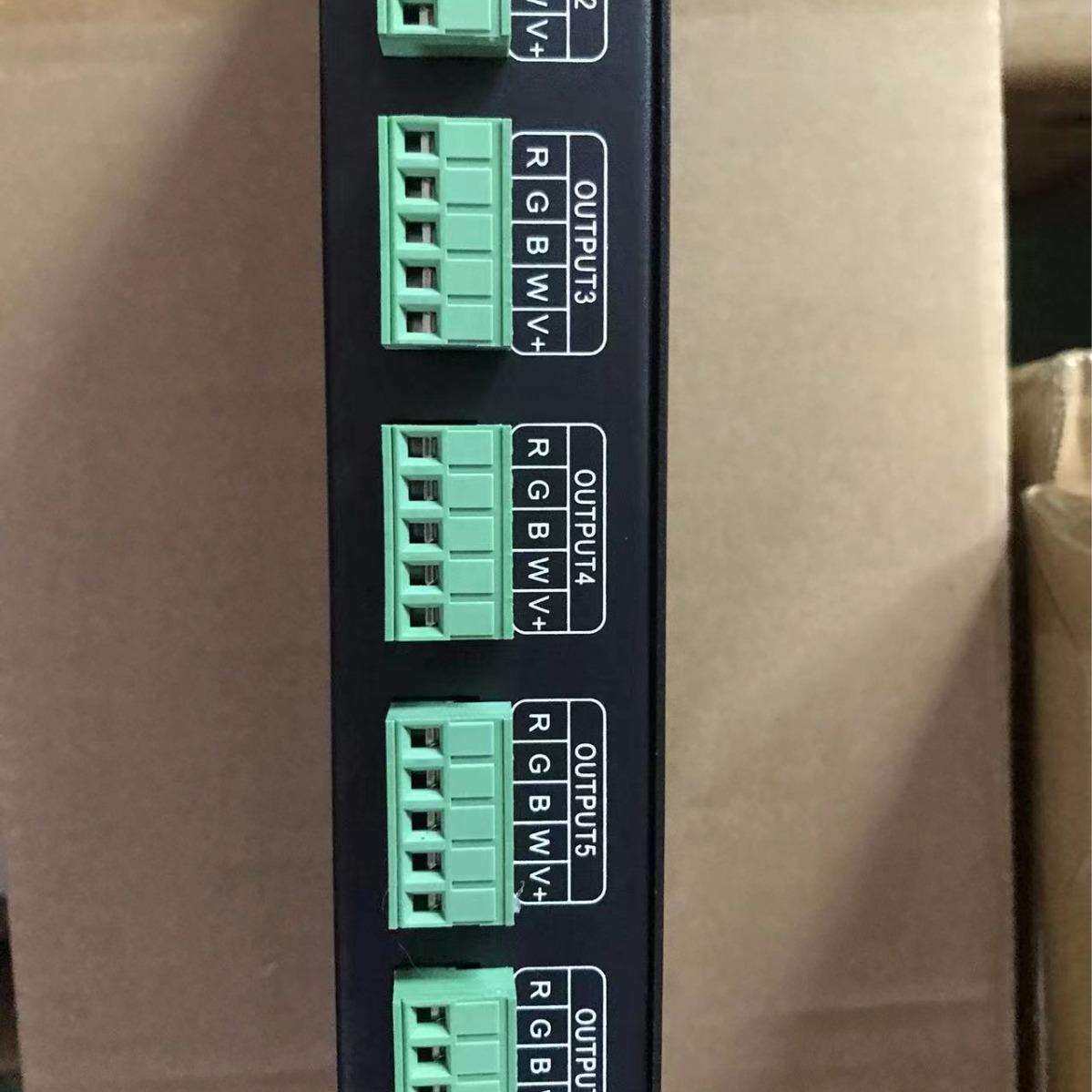 新款24CH DMX512 RGBW解码器 舞台灯具工程24通道控制器译码器