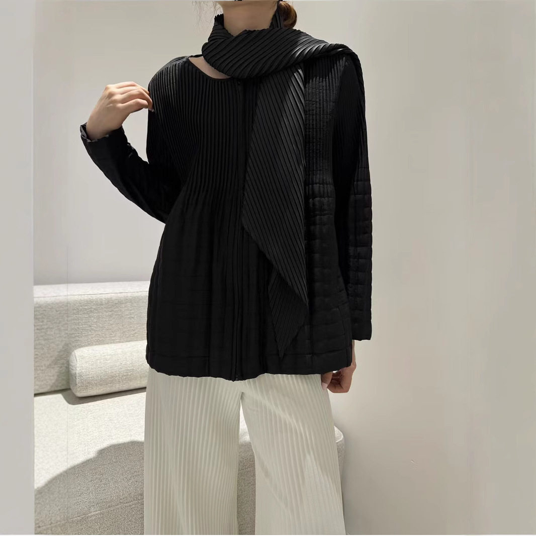 日系慵懒风褶皱拉链外套女早秋新款通勤百搭圆领棉服上衣 配围巾