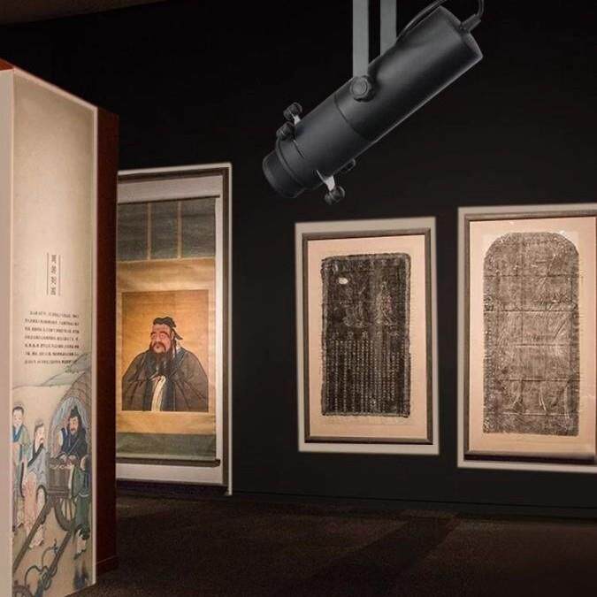 博物馆字画展览馆美术馆展会 可调光吸顶轨道聚光照画灯切光灯射