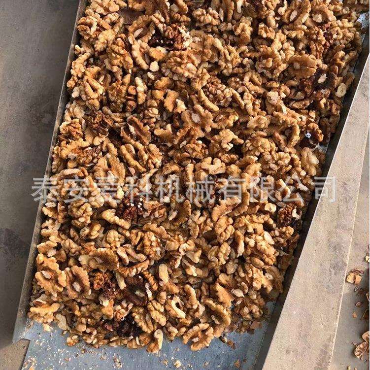 核桃硬壳碎壳机脱核桃仁机器核桃皮分离机剥核桃仁的机子湖北适用