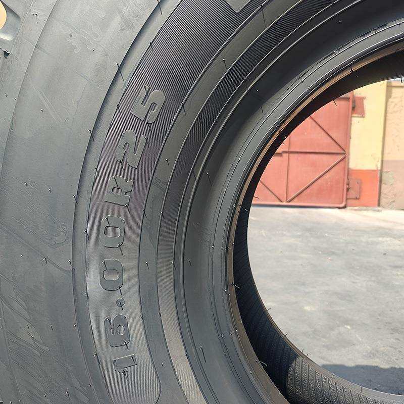 厂家直销宽体车轮胎载重王宽体车轮胎1600R25 16.00R25
