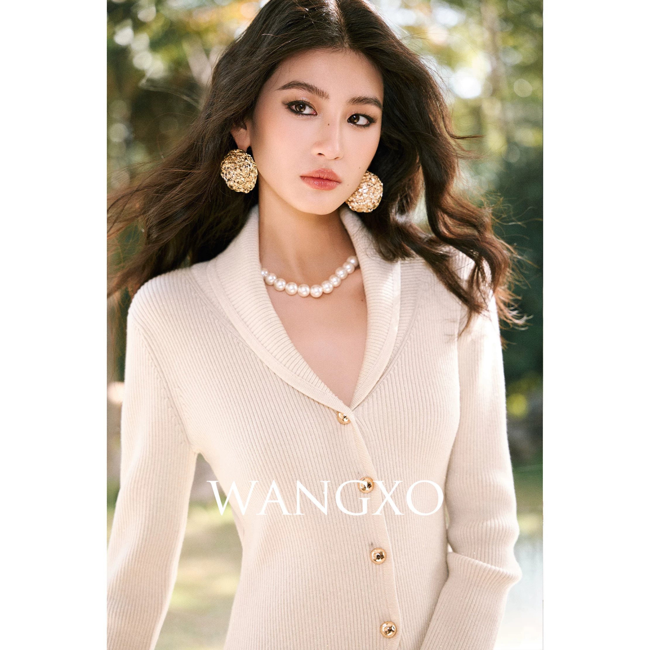 WANGXO|软弹羊毛奢闪亮丝珠片纱|翻领修身针织衫&鱼尾半裙套装