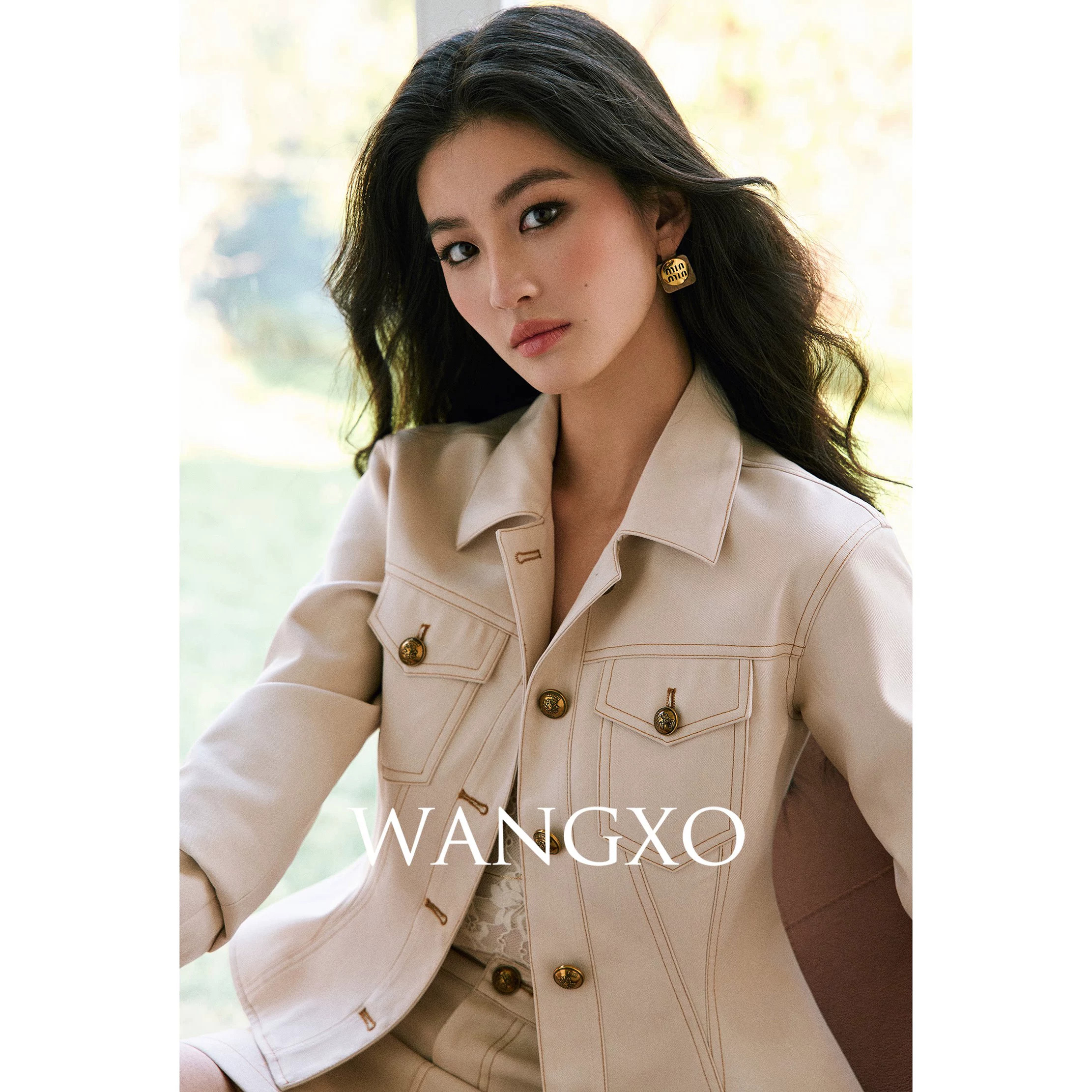 WANGXO｜挺括牛仔质感工装面料｜撞明线翻领收腰外套＆高腰短裙