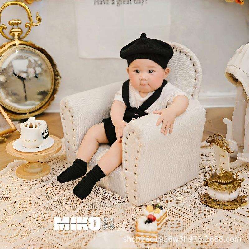 新生儿拍摄道具小沙发婴儿拍照框架座椅百天宝宝影楼摄影百天照