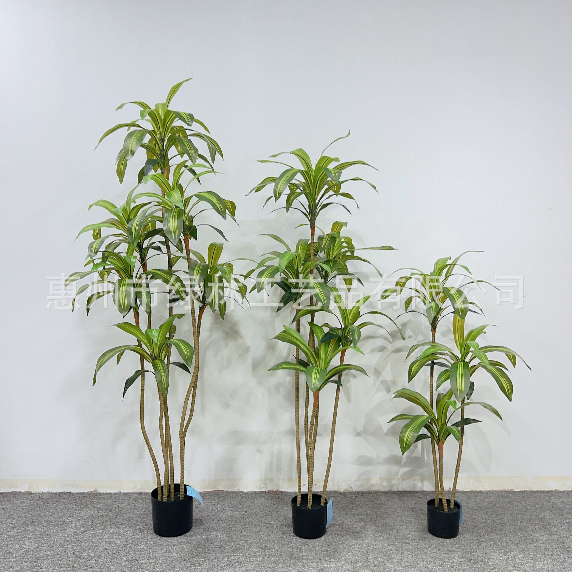仿真巴西铁红铁树盆栽北欧风树假树多瓣叶装饰展厅假花艺