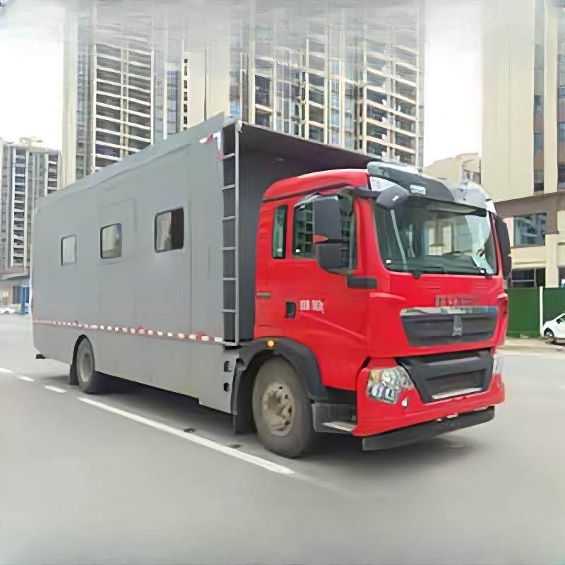 宿营车移动宿营车房车自驾游家用房车真车房车旅居车