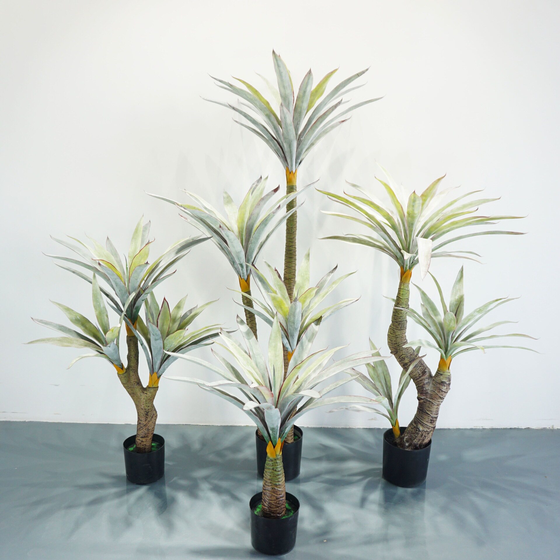 仿真植物露兜兰剑兰剑麻室内摆件橱窗造景绿植软装工程植物造景