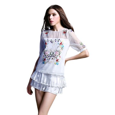 不打烊时尚中袖网纱刺绣两件套