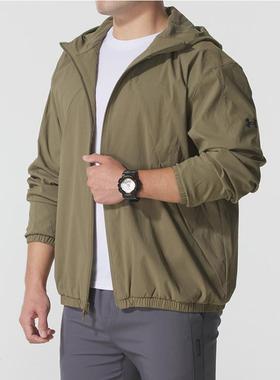 UA男士舒适百搭户外轻奢连帽梭织拉链运动外套防风夹克6003863