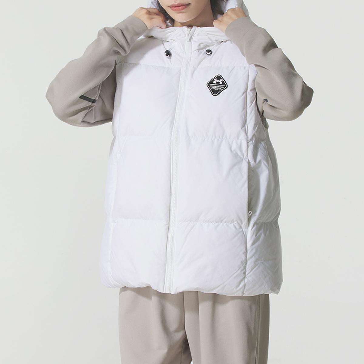 安德玛UnderArmour女冬季连帽白色鸭绒羽绒马甲外穿马夹1384650