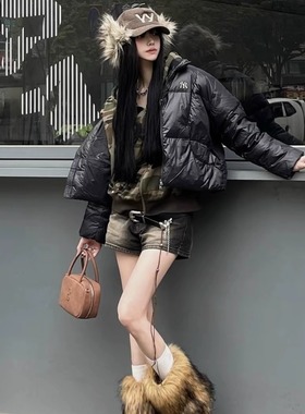 MLB女子防风立领舒适保暖舒适短款运动羽绒服3FDJB2056-3FDJB0336