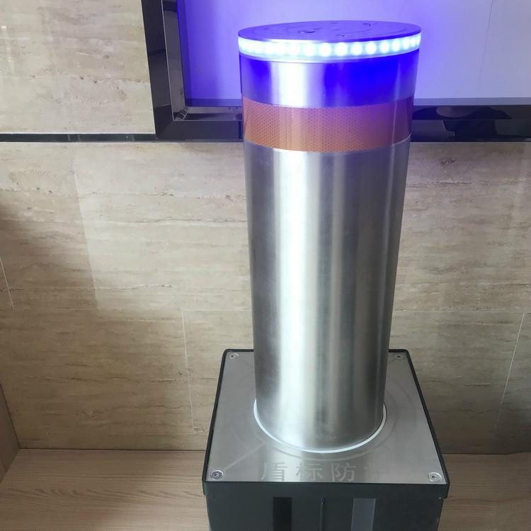 LED警示灯带高档半自动升降柱 防冲击手动按压式车挡 液压伸缩桩