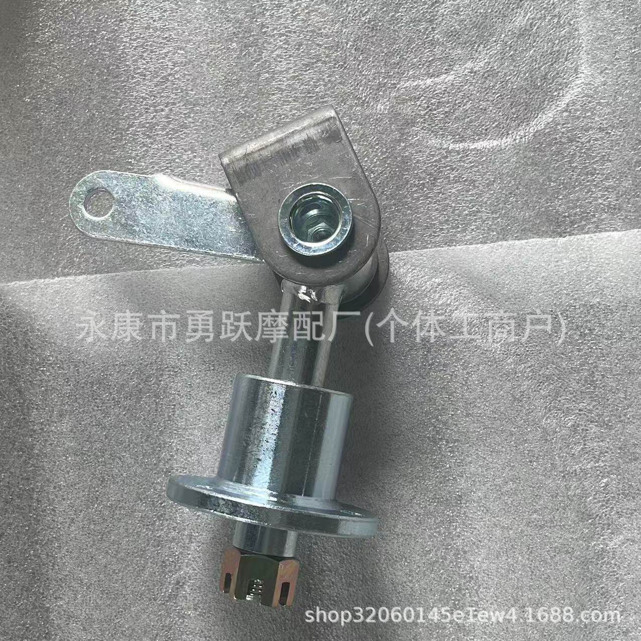 168卡丁车配件 羊角转向节带法兰轮毂座 改装四轮车前轮转向法兰