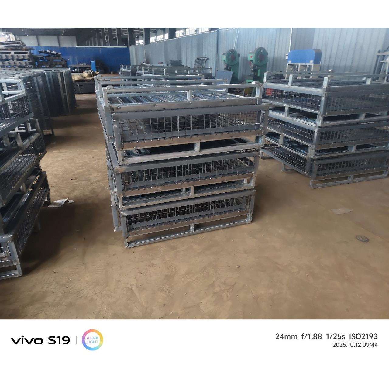 可口可乐雀巢瓶坯瓶盖周转用金属丝网镀锌热镀锌周转箱仓储笼