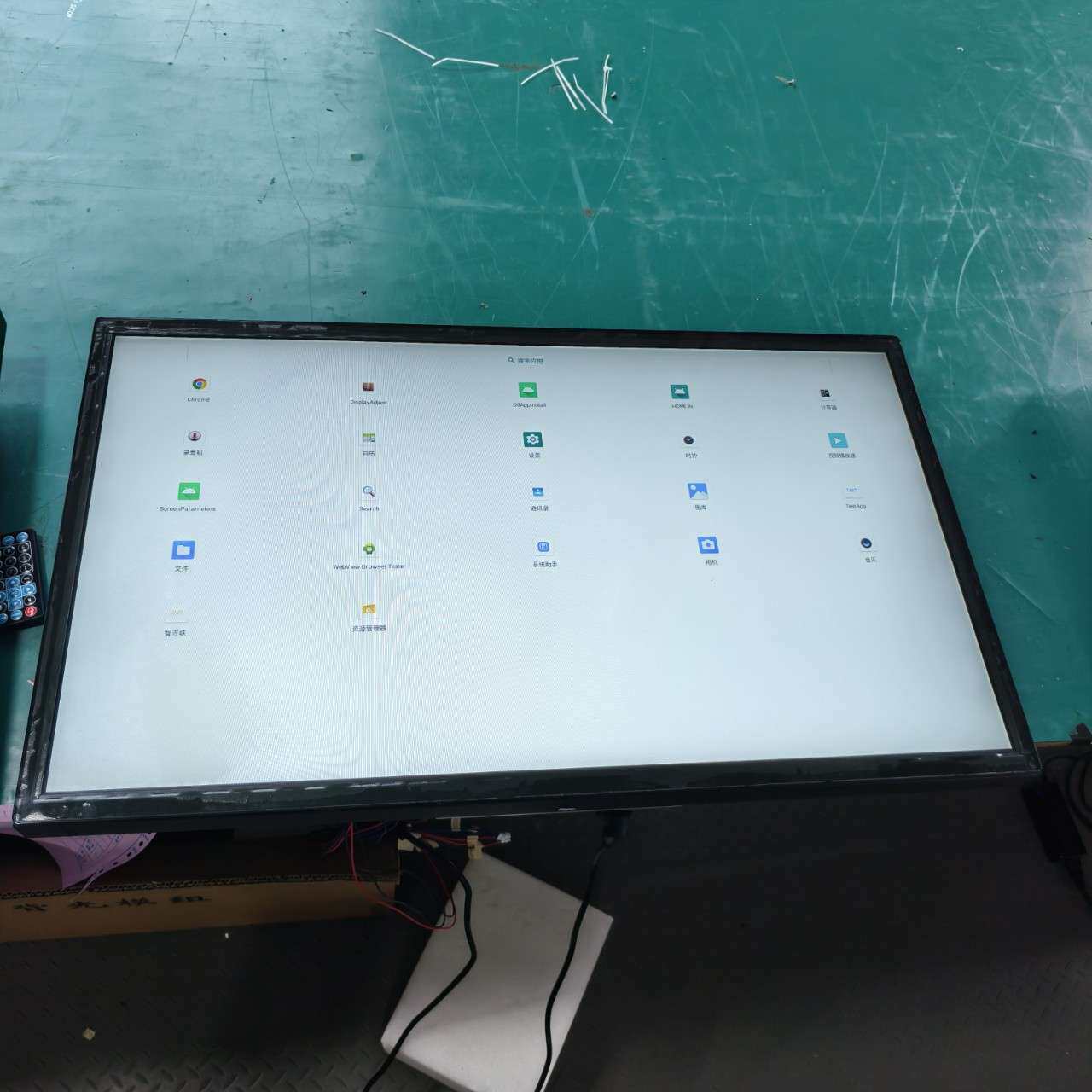 32英寸户外LED液晶显示器高亮窄边厂家直供高清嵌入式