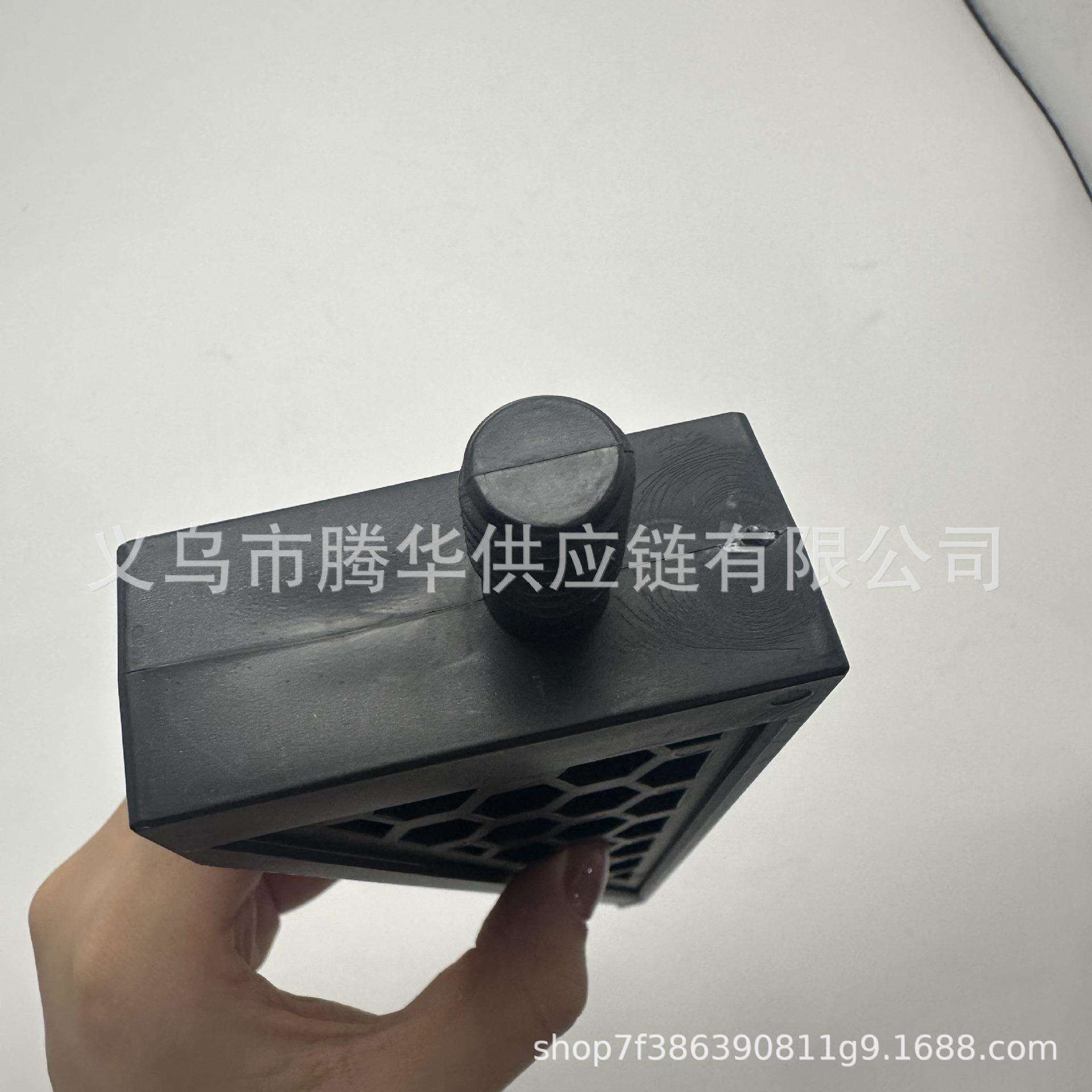 跨境新品蜂窝棚支架三角挂钩重型三角搁板支架储物棚收纳三角支架