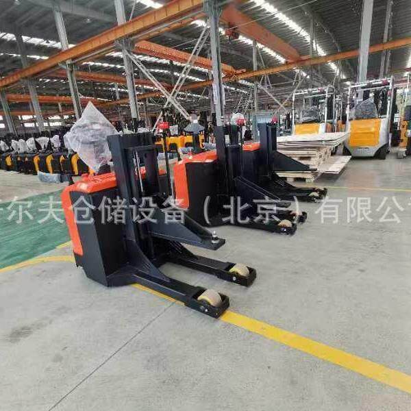 普尔夫非标电动承载式可升降高提升电动牵引车3吨房车电动牵引器