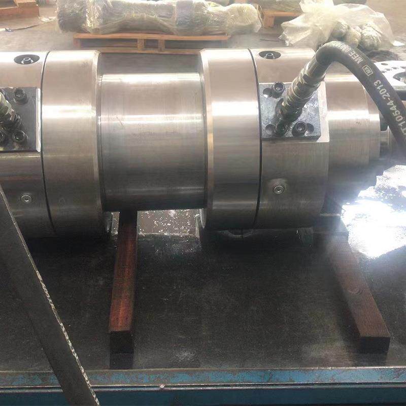 冶金轧钢缸底耳环V形组合铜套导向缓冲整体耳环活塞杆高压缓冲液