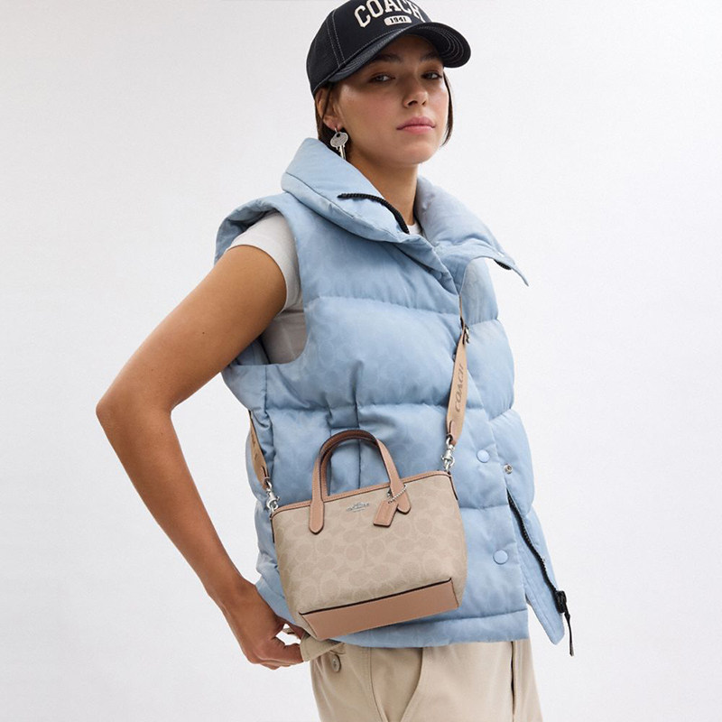 COACH/蔻驰托特包单肩手提女士挎包官方正品新款女包老花腋下通勤