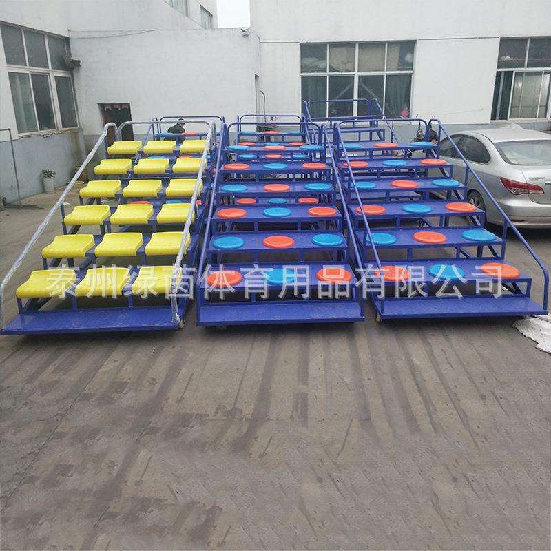 18座活动伸缩看台 场馆看台 观众看台 中空吹塑座椅终点计时台