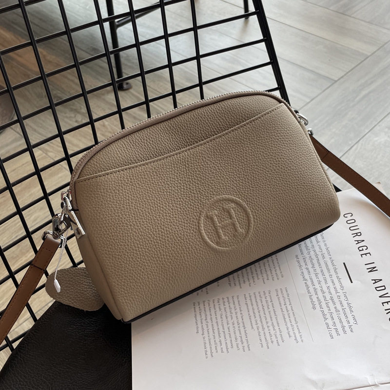 2026新款手机包女斜挎包2026夏季新款头层牛皮大容量软皮手包真皮