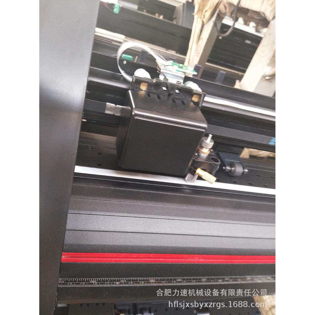 力宇电脑刻字机小型电脑刻绘机硅藻泥喷砂热转印膜墙贴车贴刻花机