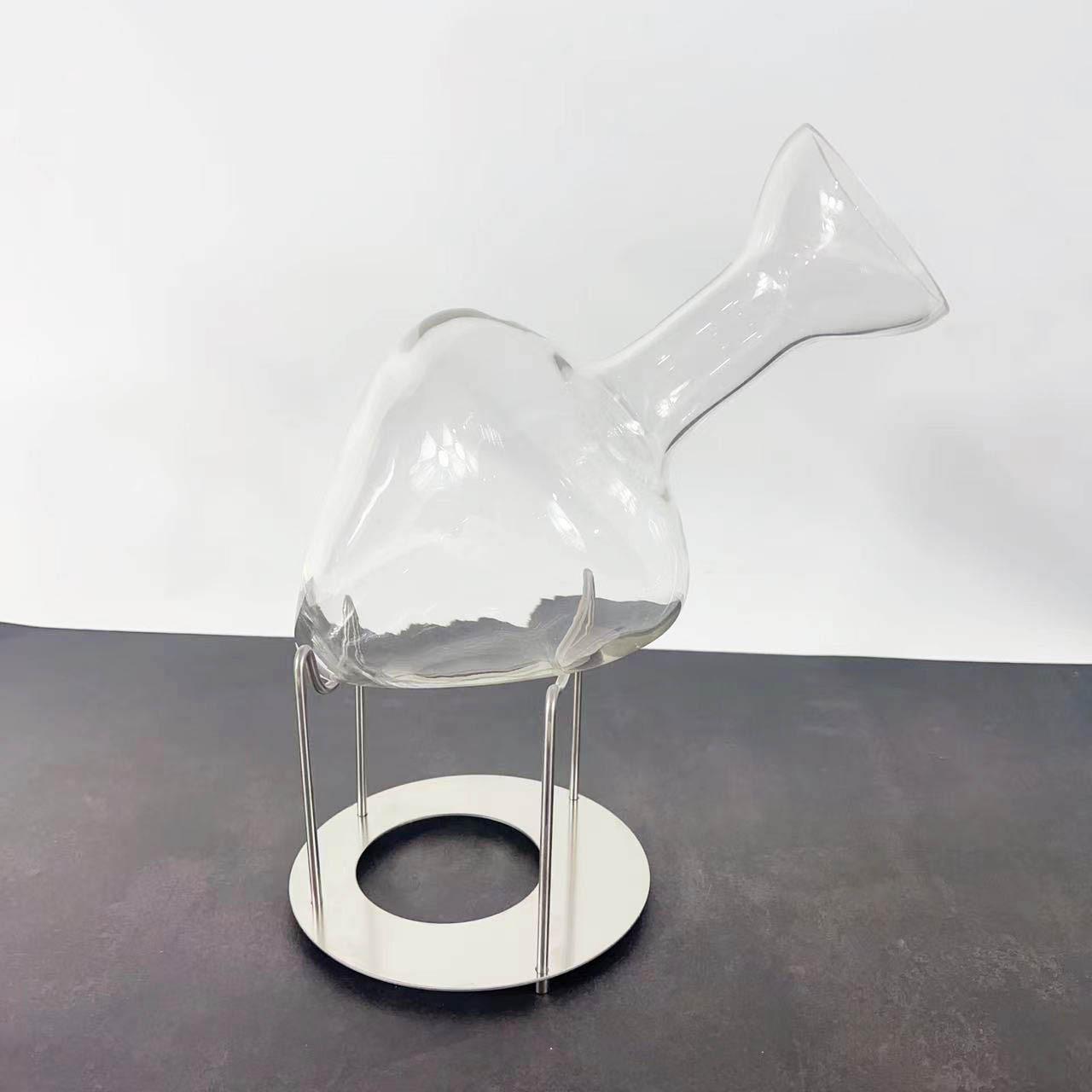 现代简约轻奢玻璃水晶红酒醒酒器金属支架酒具样板房客厅吧台摆件