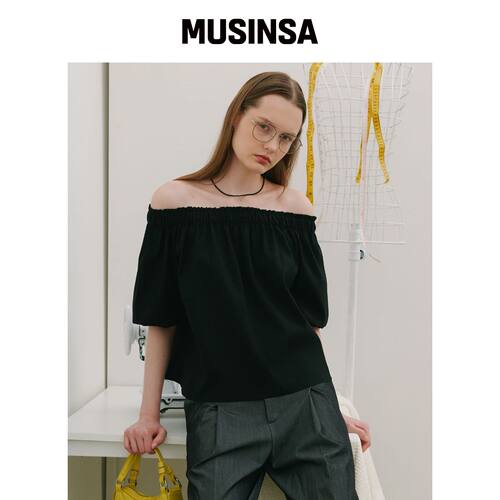 320SHOWROOM 露肩褶皱衬衫 黑色 MUSINSA韩国官网直邮进口