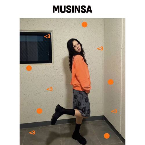 MTTIRÉ ME 水洗拼接卫衣 / 橙色韩国官网直邮进口MUSINSA