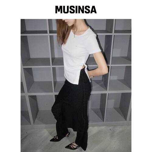CHICKS 侧边按钮修身短袖白色 MUSINSA韩国官网直邮进口