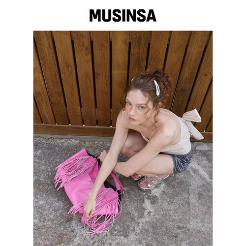LETERIE 流苏波西米亚肩背包_粉色 MUSINSA韩国官网直邮进口