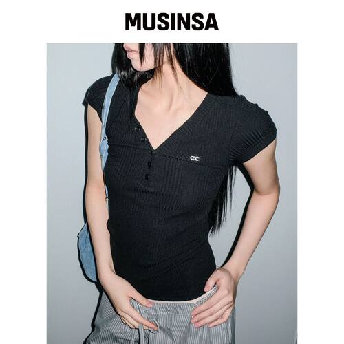 CHICKS 精华修身V领按钮T恤 黑色 MUSINSA韩国直邮官方正品