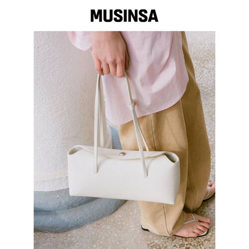 OSTKAKA Pebble翻盖肩包 象牙色 MUSINSA韩国直邮官方正品