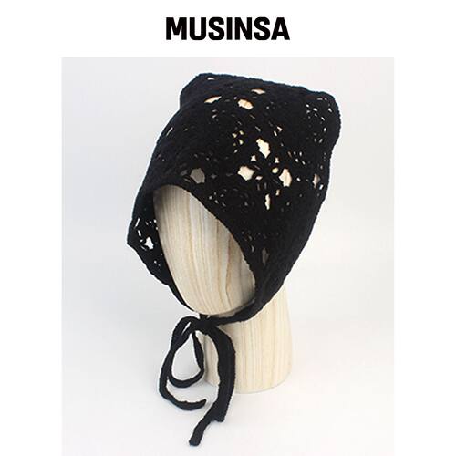 UNIVERSAL CHEMISTRY Flower Black Knit Bonnet韩国官网直邮进口