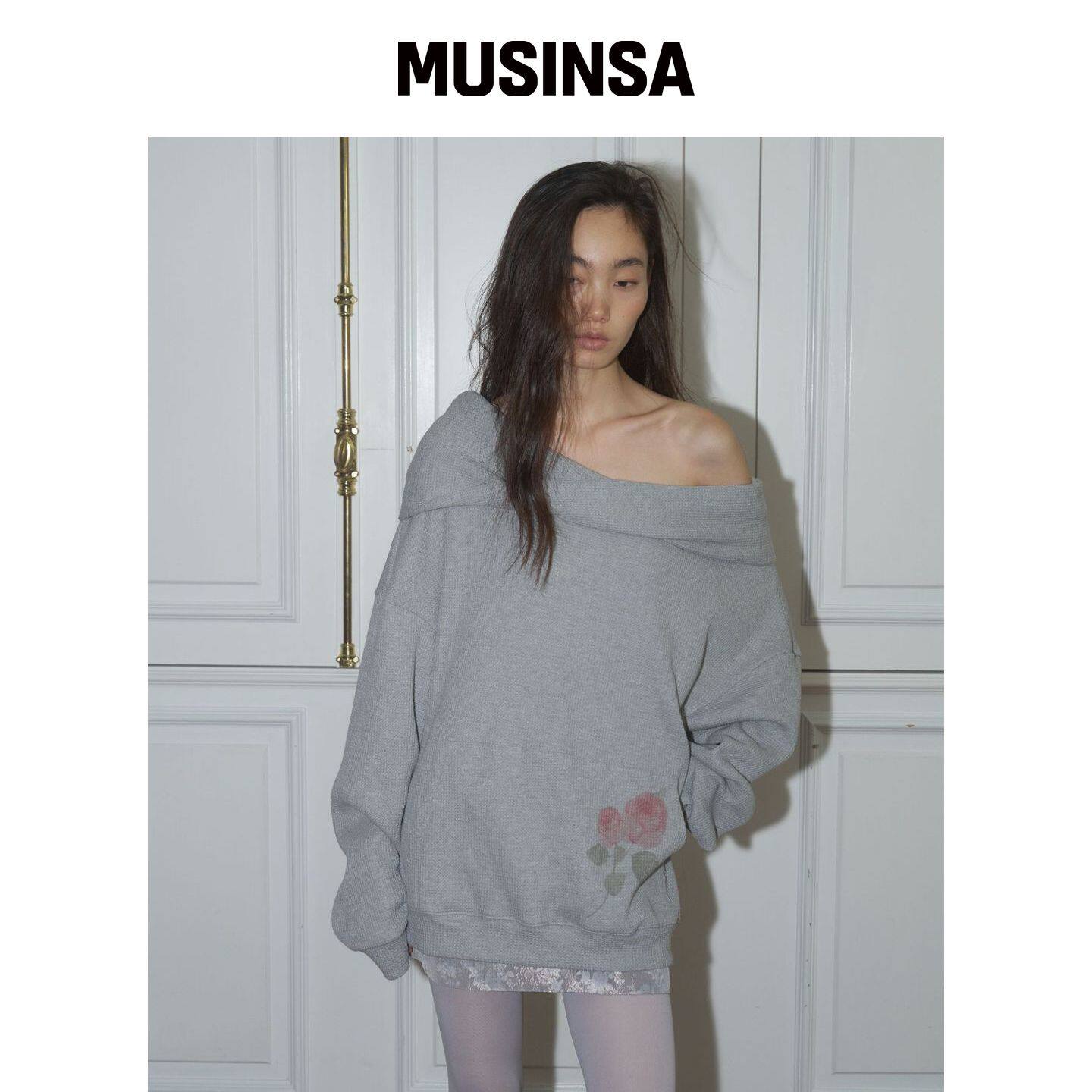 THEPORTA 玫瑰露肩连帽上衣，灰色 MUSINSA韩国官网直邮进口