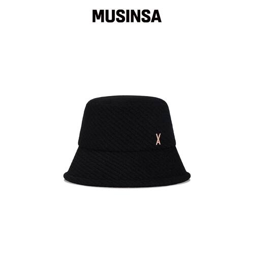 VARZAR VA 钉饰摇粒绒帽子 黑色 MUSINSA韩国直邮官方正品