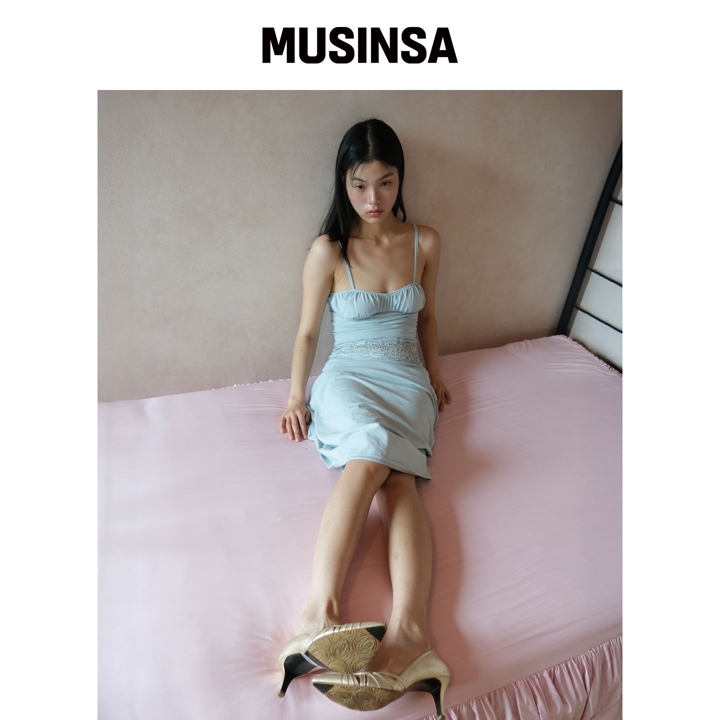 LOSESLEEPOVER 蕾丝草地连衣裙*粉蓝 MUSINSA韩国官网直邮进口