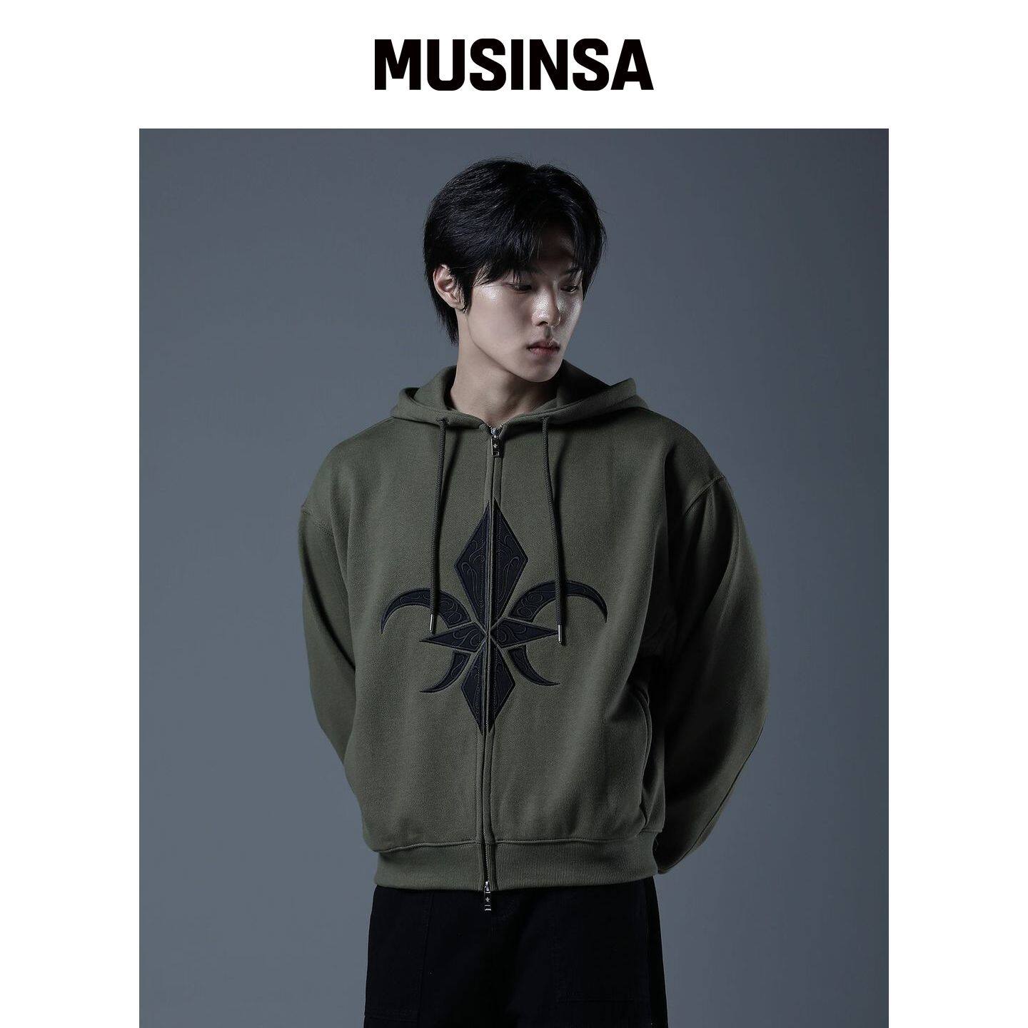 CARMID 靛蓝色贴花连帽拉链衫[卡其色] MUSINSA韩国官网直邮进口