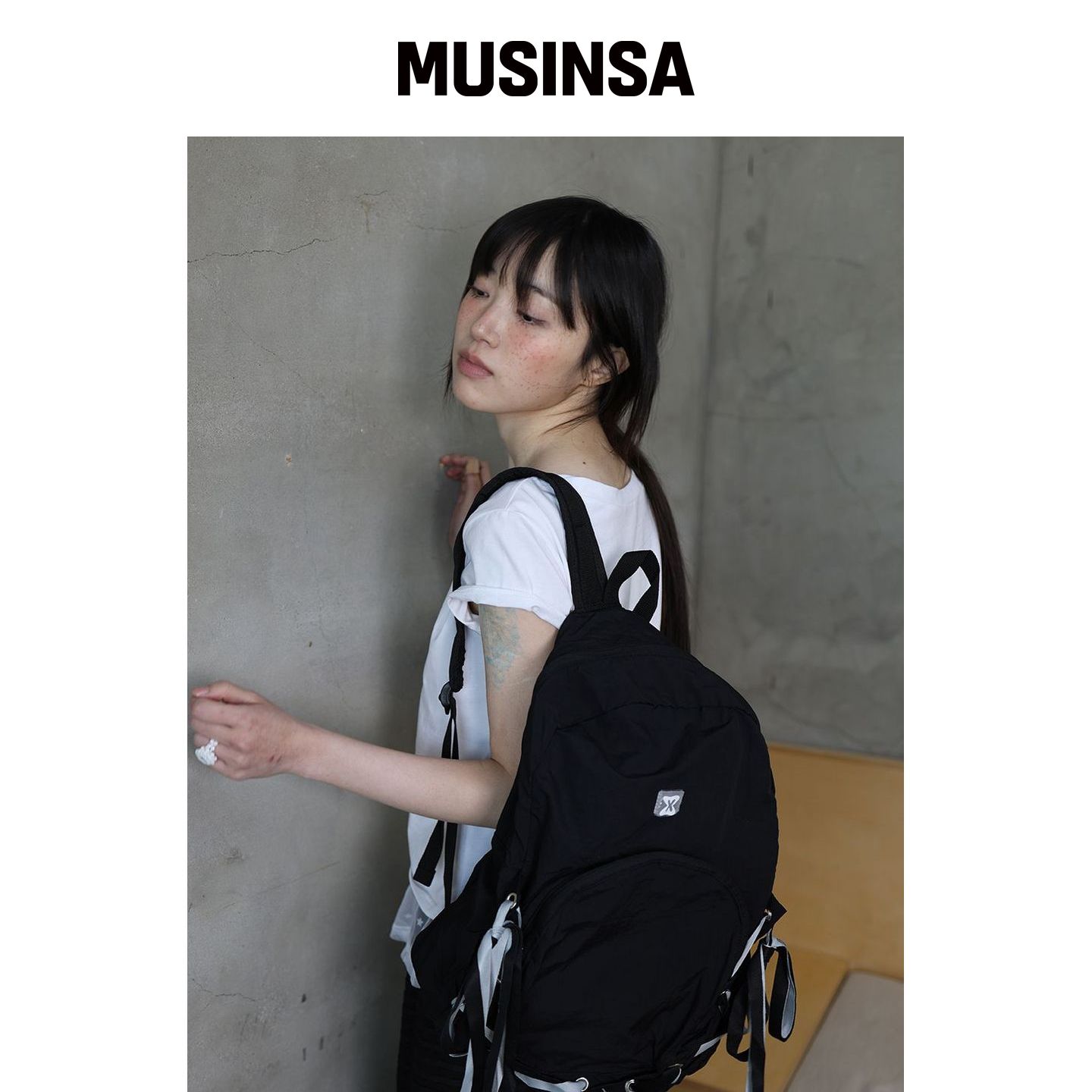 MUWM 奈斯特丝带尼龙背包 Nest Backpack (黑色)韩国官网直邮进口