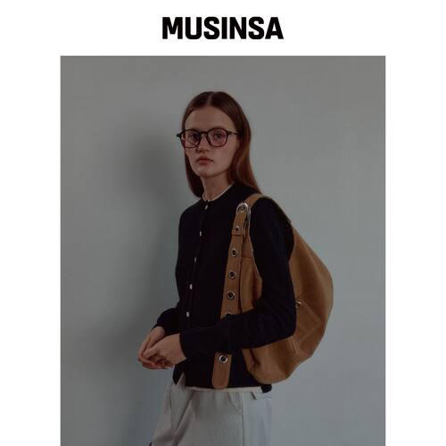LETERIE 翻转式麂皮扣肩包_黄油色 MUSINSA韩国直邮官方正品