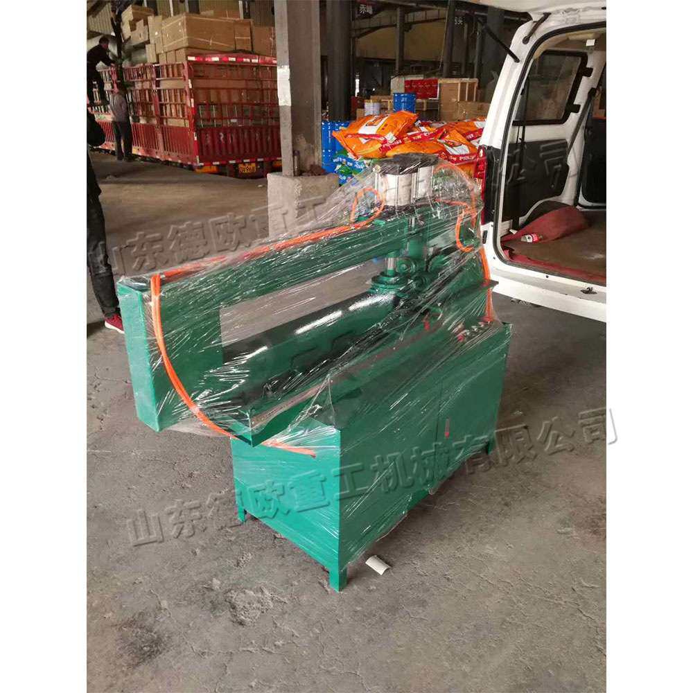 公路标志牌切圆压边机 圆形铝发光标牌裁切机 三角标牌弯边成型机