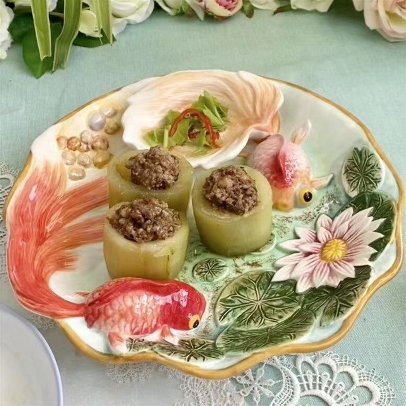 方亚新品釉下彩陶瓷储物罐金鱼密封罐子新居装饰欧式家居点心罐